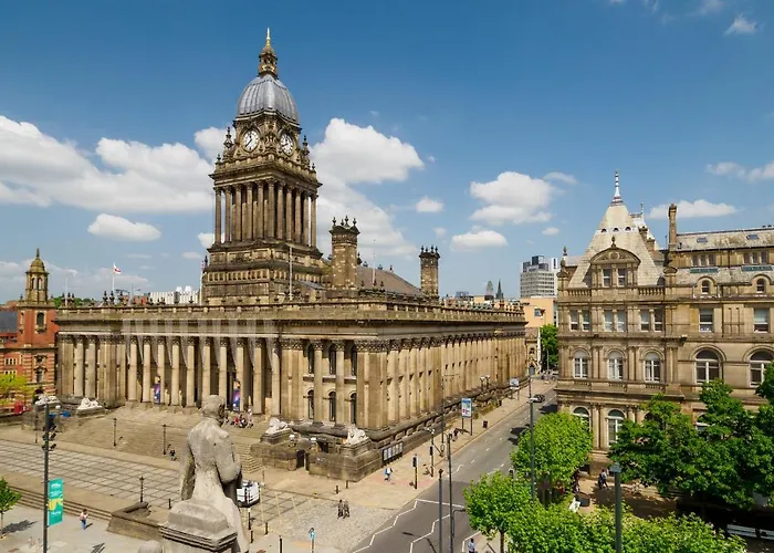 Pearl Chambers In Centre